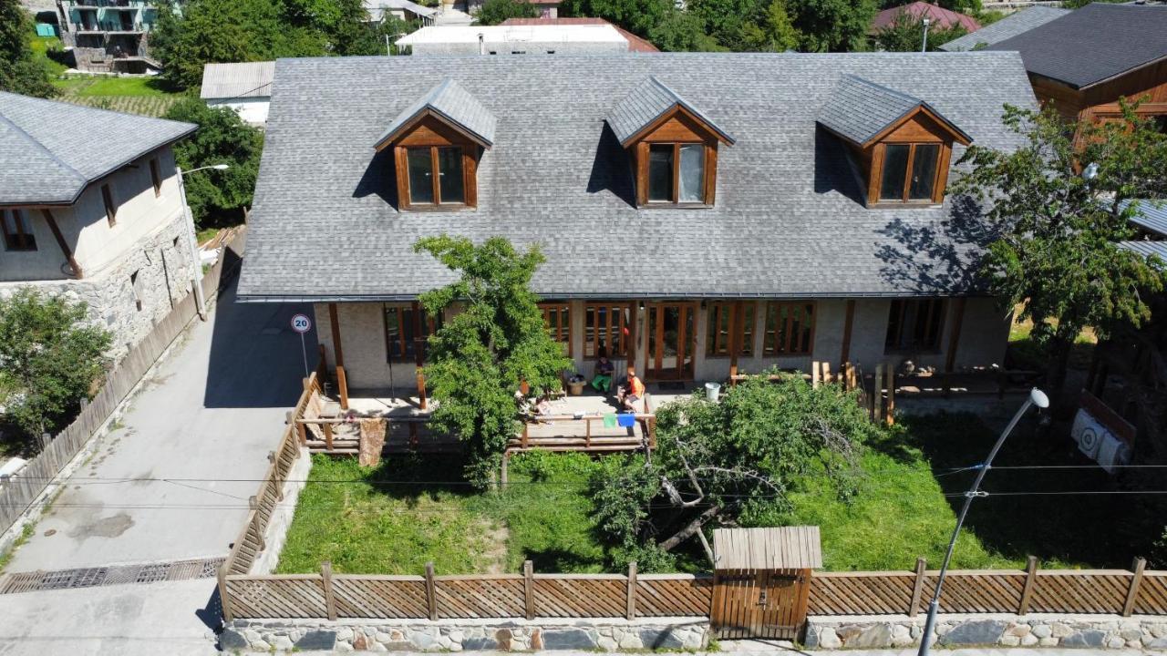 Guest House Svan-Ski Mestia Exterior photo